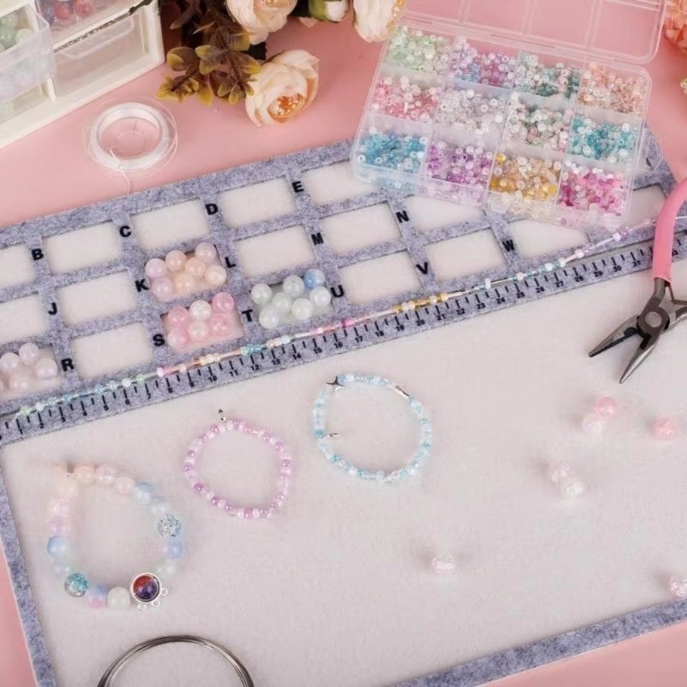 Filcowa mata do nawlekania kor – Jewelry Making Desk recenzja i cena